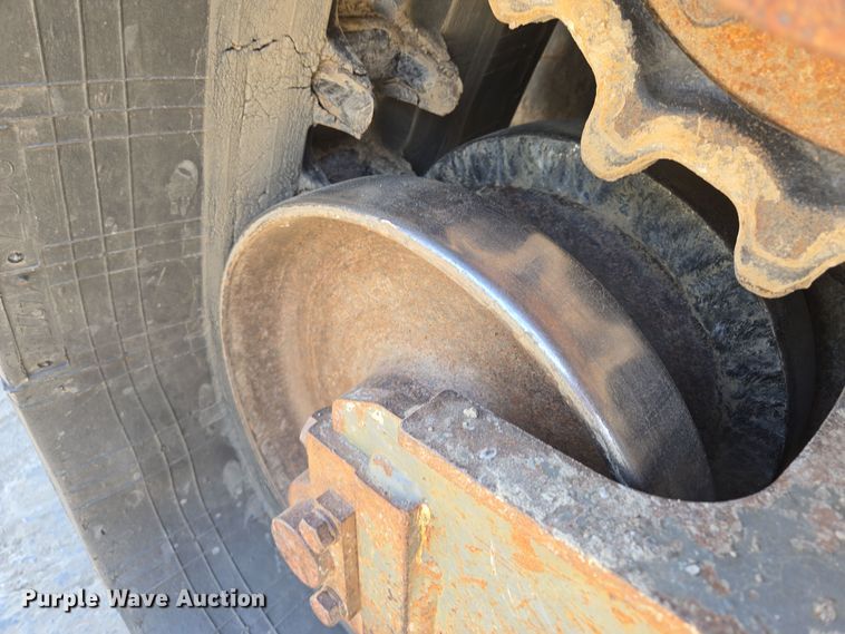 image for item EE8617 2018 Takeuchi TL12R-2 tracked skid steer loader