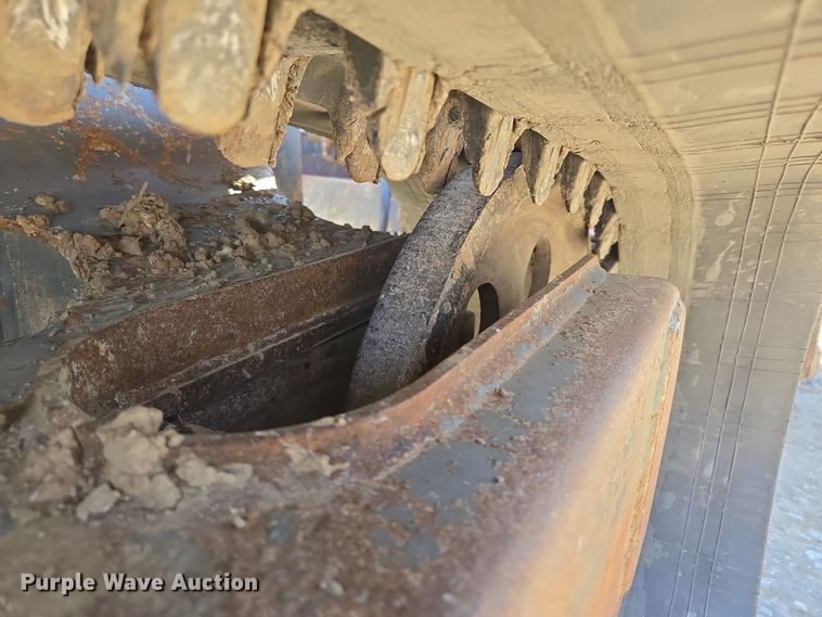 image for item EE8617 2018 Takeuchi TL12R-2 tracked skid steer loader