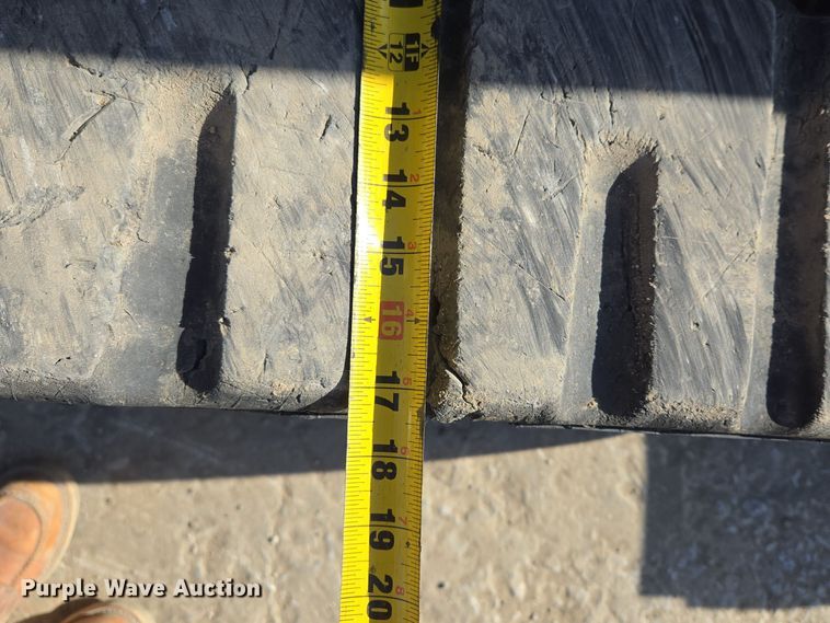 image for item EE8617 2018 Takeuchi TL12R-2 tracked skid steer loader