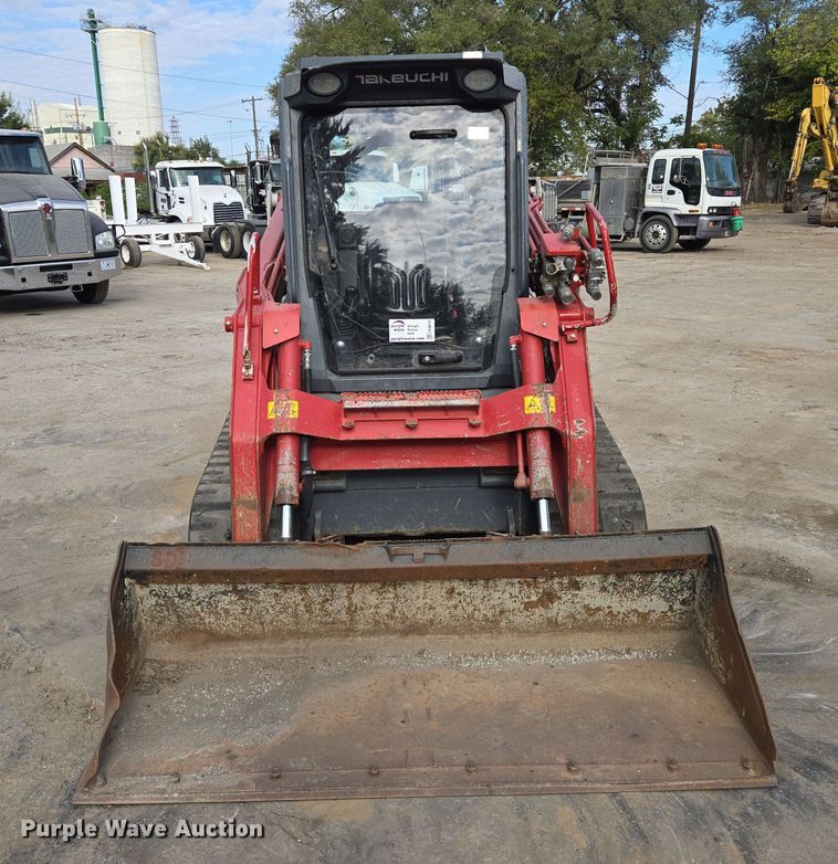 image for item EE8618 2017 Takeuchi TL12R-2 tracked skid steer loader