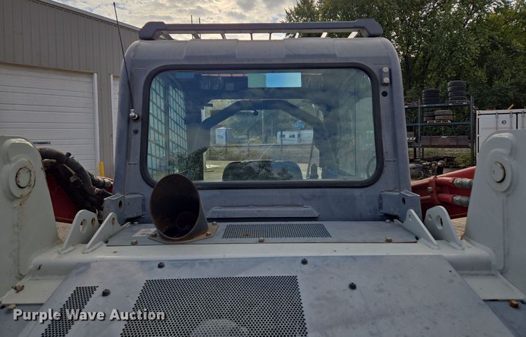 image for item EE8618 2017 Takeuchi TL12R-2 tracked skid steer loader