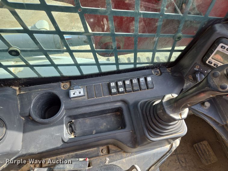 image for item EE8618 2017 Takeuchi TL12R-2 tracked skid steer loader