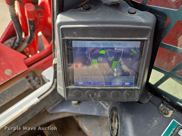 image for item EE8618 2017 Takeuchi TL12R-2 tracked skid steer loader