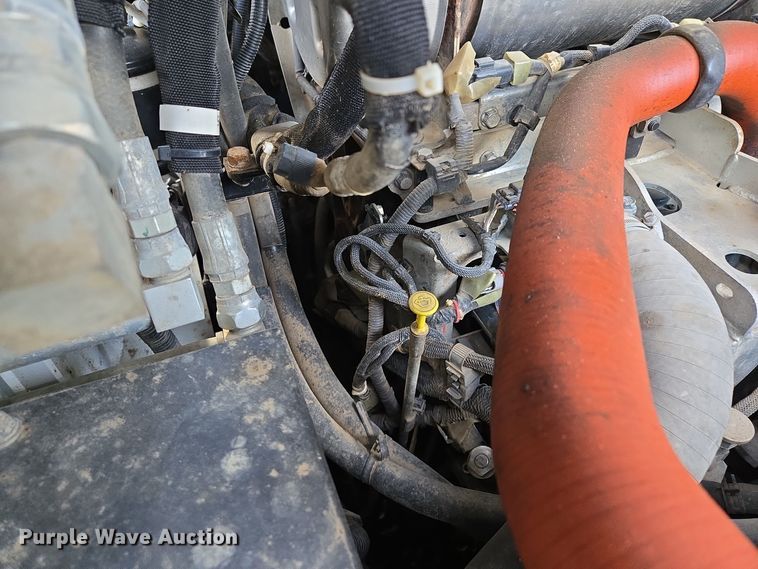 image for item EE8618 2017 Takeuchi TL12R-2 tracked skid steer loader