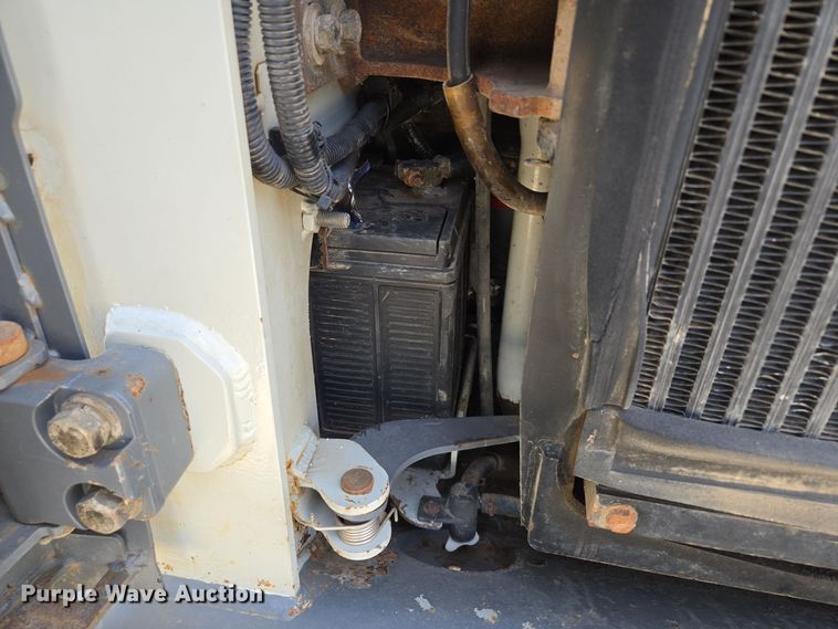 image for item EE8618 2017 Takeuchi TL12R-2 tracked skid steer loader