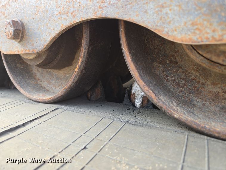 image for item EE8618 2017 Takeuchi TL12R-2 tracked skid steer loader