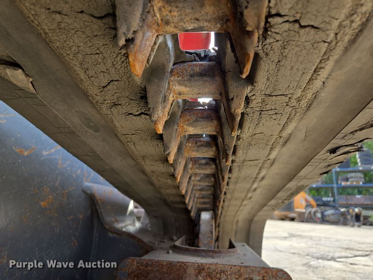 image for item EE8618 2017 Takeuchi TL12R-2 tracked skid steer loader