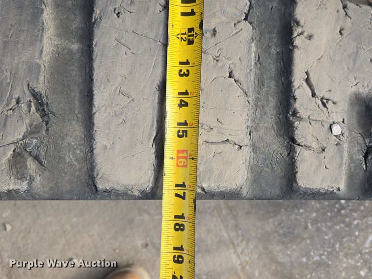 image for item EE8618 2017 Takeuchi TL12R-2 tracked skid steer loader