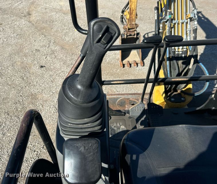 image for item EG1156 2014 Caterpillar  304E CR excavator