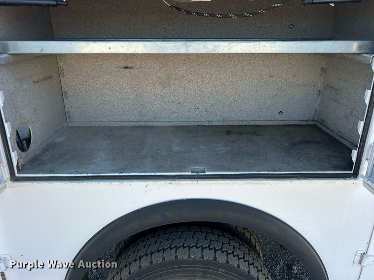 image for item EG1163 2018 Dodge Ram 5500HD utility / service truck