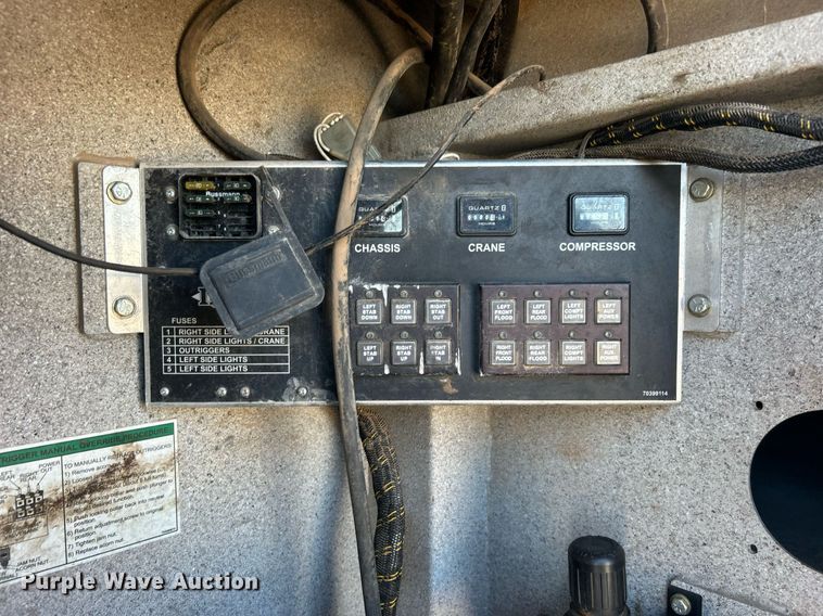 image for item EG1163 2018 Dodge Ram 5500HD utility / service truck