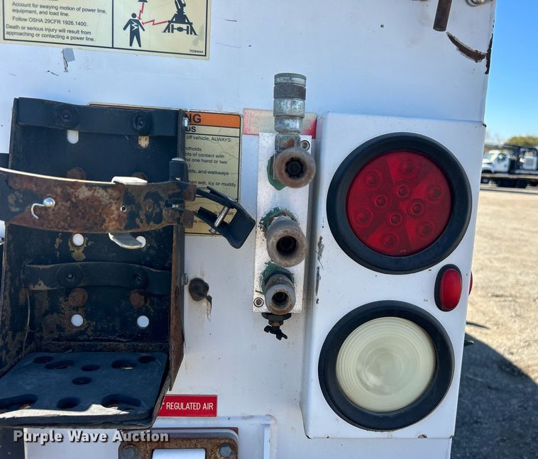 image for item EG1163 2018 Dodge Ram 5500HD utility / service truck