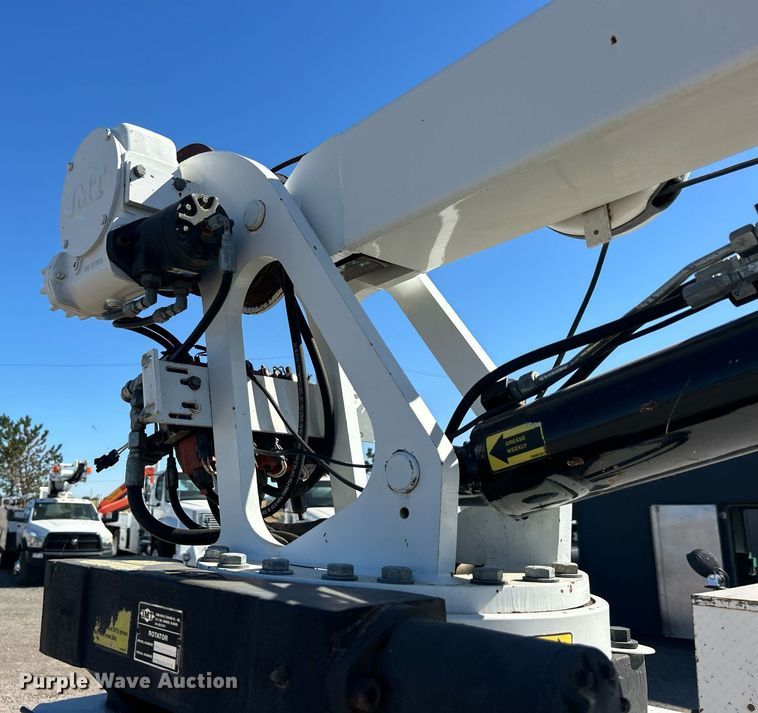 image for item EG1163 2018 Dodge Ram 5500HD utility / service truck