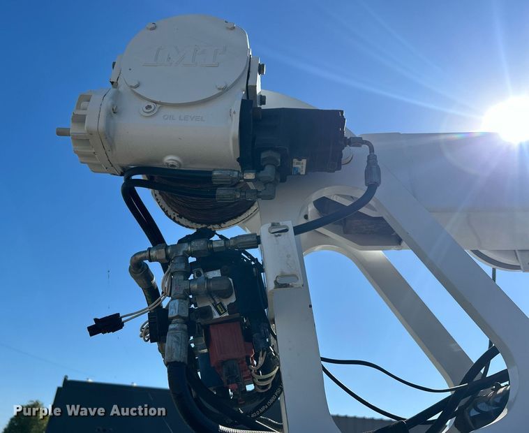 image for item EG1163 2018 Dodge Ram 5500HD utility / service truck