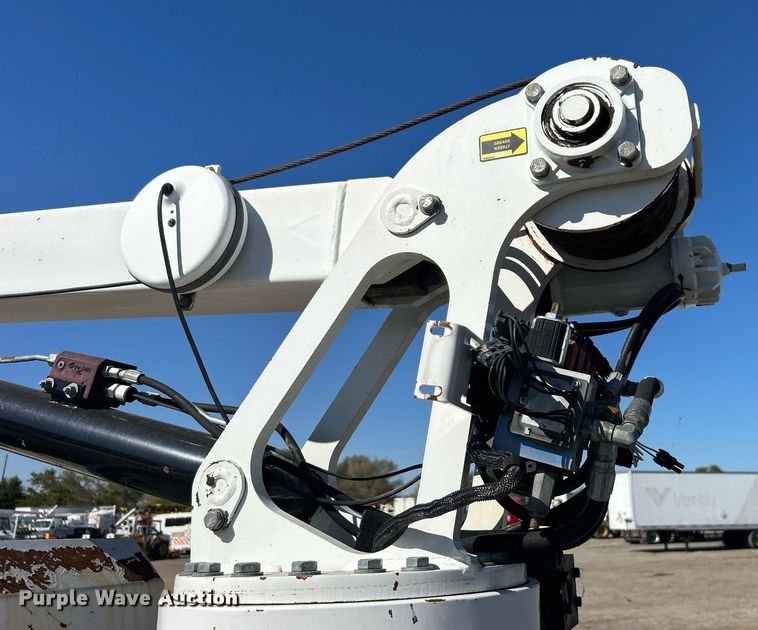 image for item EG1163 2018 Dodge Ram 5500HD utility / service truck