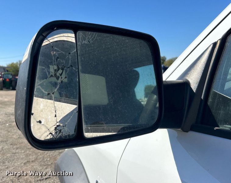 image for item EG1163 2018 Dodge Ram 5500HD utility / service truck