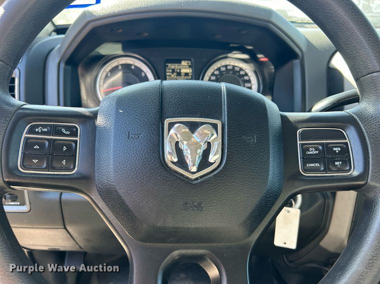 image for item EG1163 2018 Dodge Ram 5500HD utility / service truck