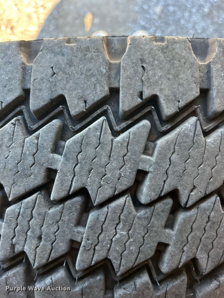 image for item EG1163 2018 Dodge Ram 5500HD utility / service truck