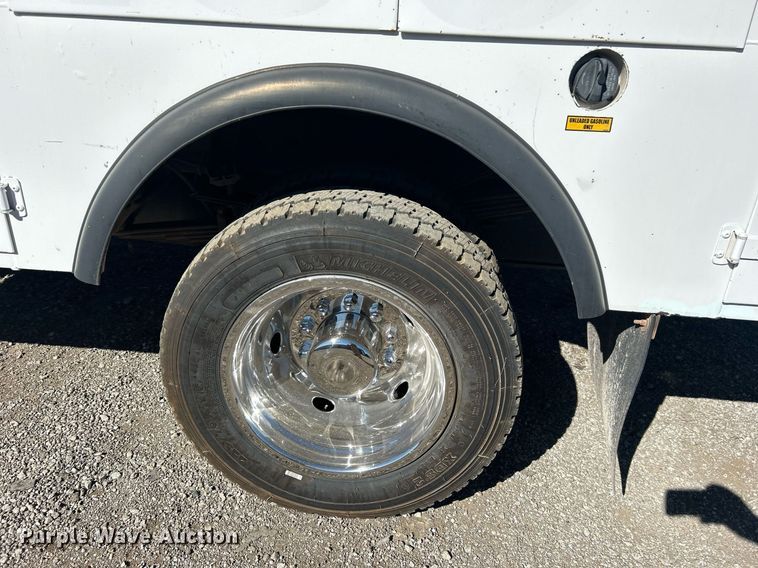 image for item EG1163 2018 Dodge Ram 5500HD utility / service truck