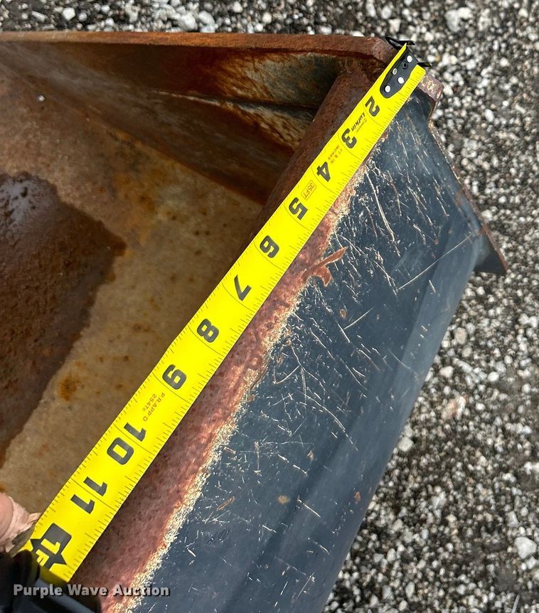 image for item EG1591 Ford 345D landscape tractor