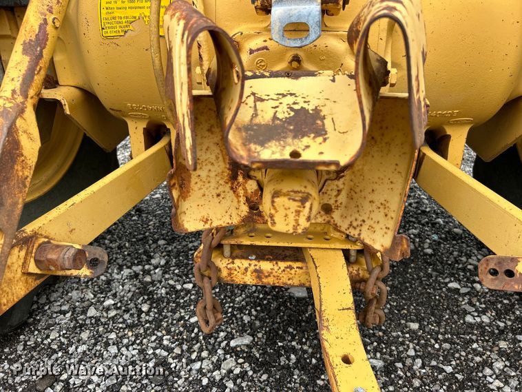 image for item EG1591 Ford 345D landscape tractor