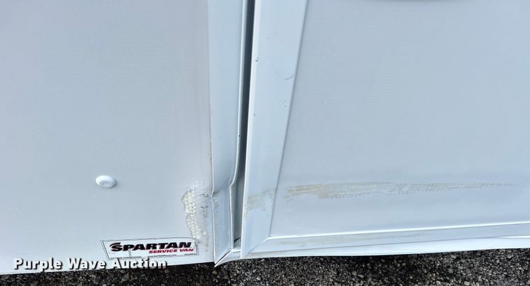 image for item EG1594 2017 Isuzu NPR HD Crew Cab utility / service truck