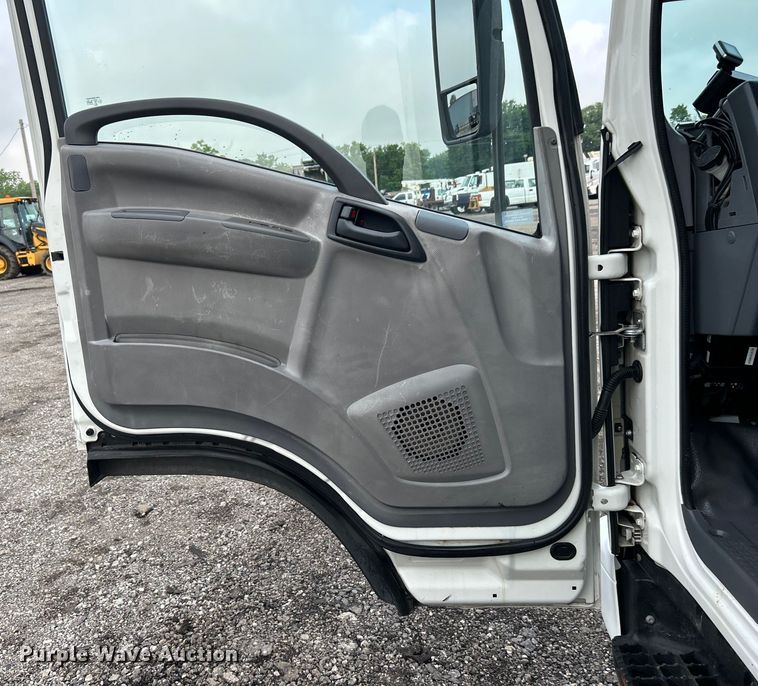 image for item EG1594 2017 Isuzu NPR HD Crew Cab utility / service truck