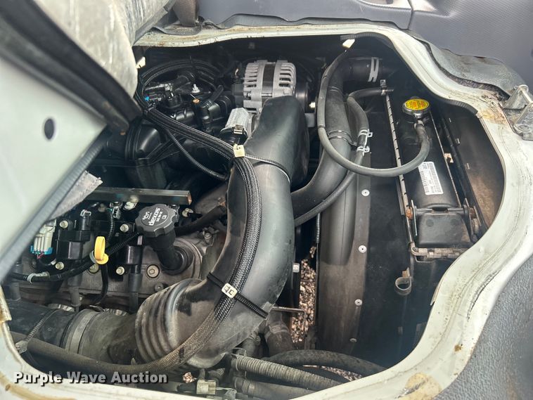 image for item EG1594 2017 Isuzu NPR HD Crew Cab utility / service truck