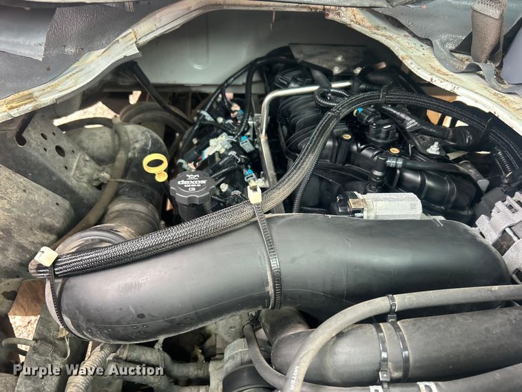 image for item EG1594 2017 Isuzu NPR HD Crew Cab utility / service truck