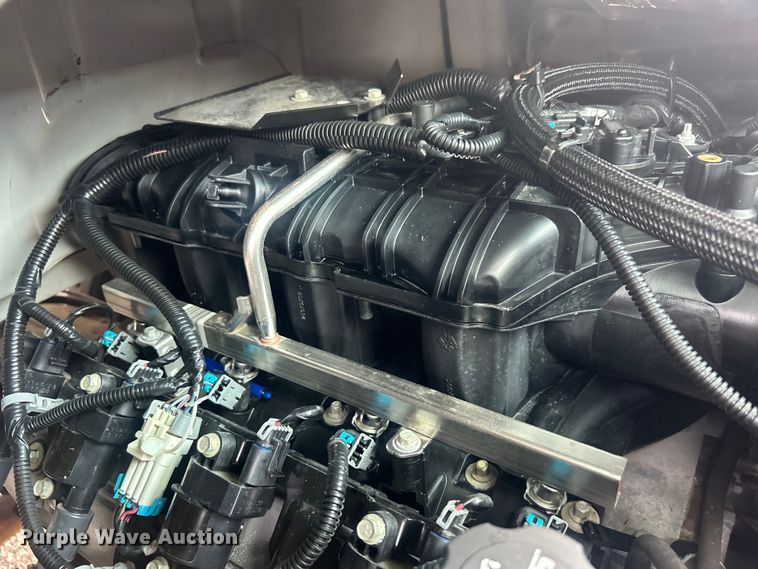 image for item EG1594 2017 Isuzu NPR HD Crew Cab utility / service truck