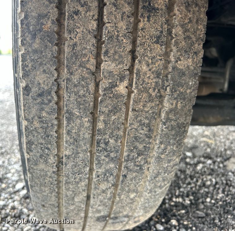 image for item EG1594 2017 Isuzu NPR HD Crew Cab utility / service truck