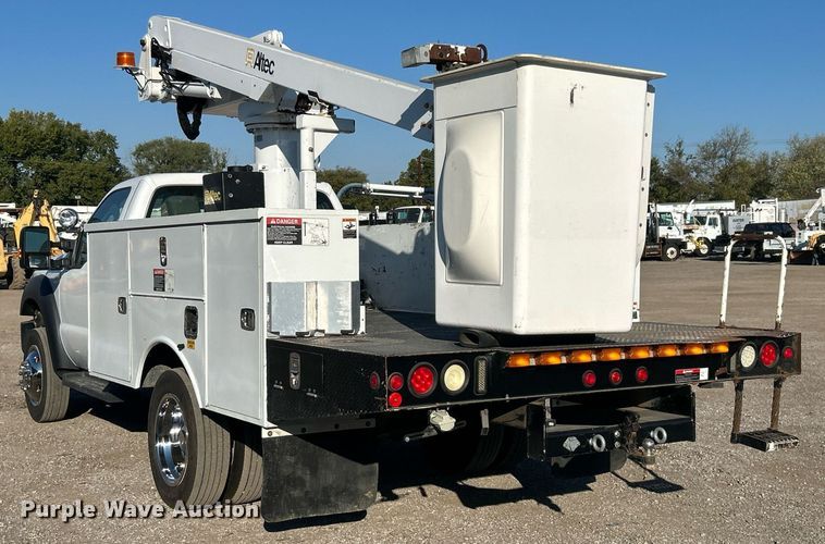 image for item EG2172 2012 Ford F450 Super Duty  bucket truck