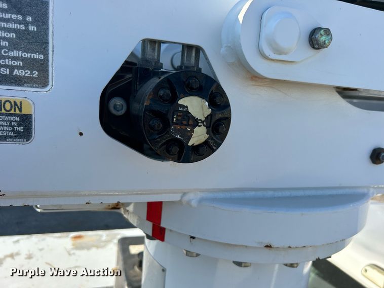 image for item EG2172 2012 Ford F450 Super Duty  bucket truck