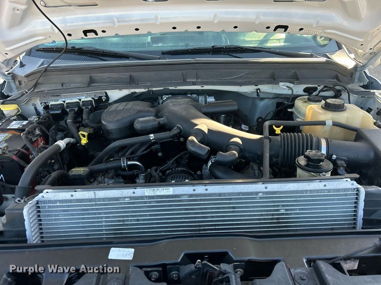 image for item EG2172 2012 Ford F450 Super Duty  bucket truck