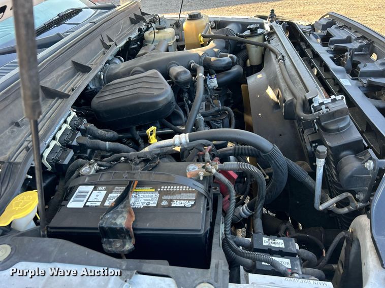 image for item EG2172 2012 Ford F450 Super Duty  bucket truck