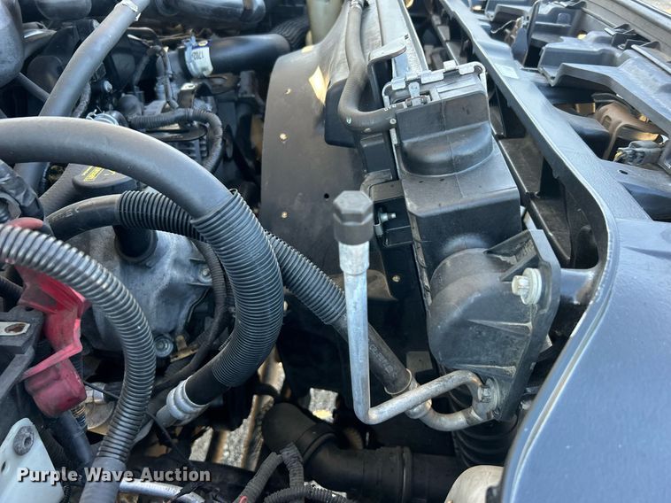 image for item EG2172 2012 Ford F450 Super Duty  bucket truck