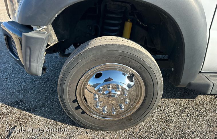 image for item EG2172 2012 Ford F450 Super Duty  bucket truck