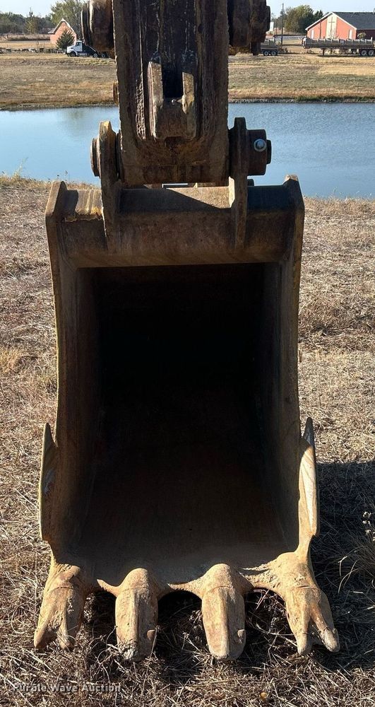 image for item EG2180 2010 Komatsu  PC160LC-8 excavator