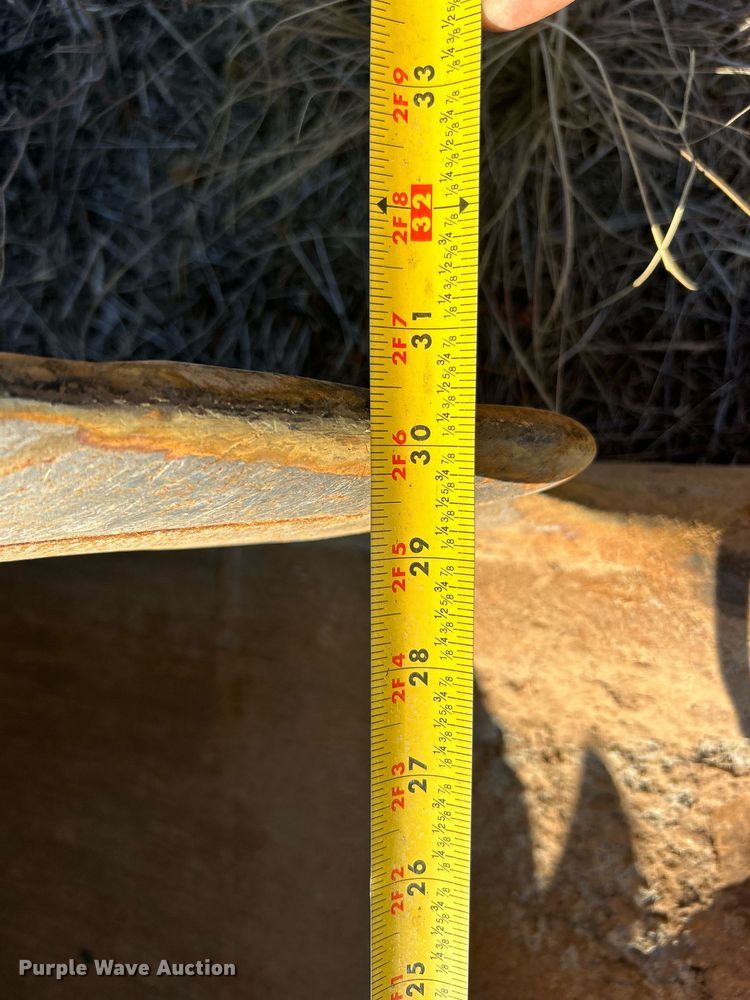 image for item EG2180 2010 Komatsu  PC160LC-8 excavator