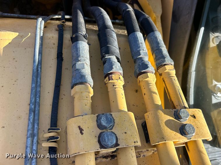 image for item EG2180 2010 Komatsu  PC160LC-8 excavator