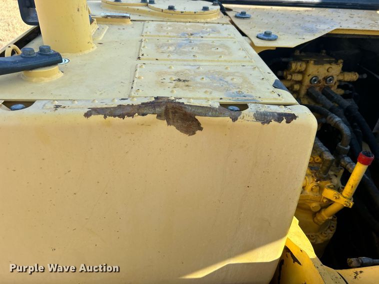 image for item EG2180 2010 Komatsu  PC160LC-8 excavator