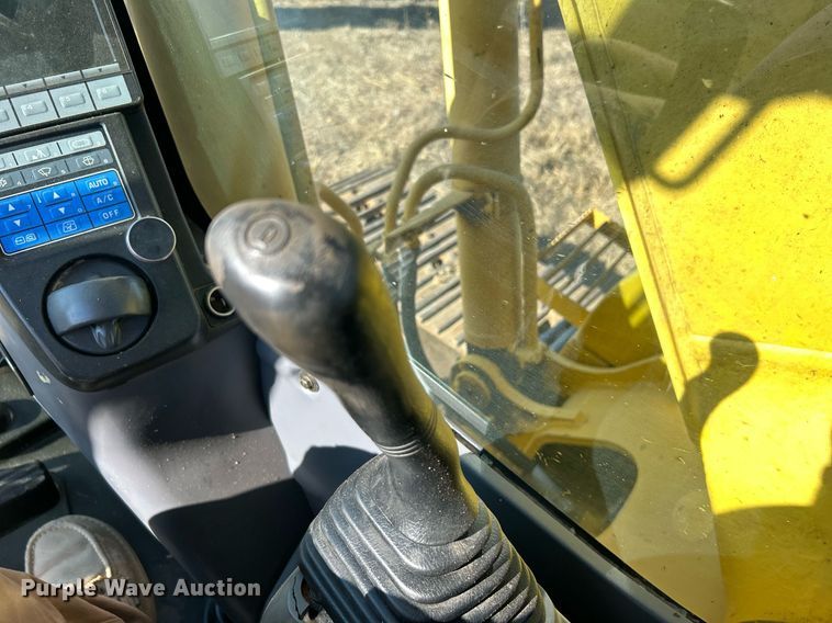 image for item EG2180 2010 Komatsu  PC160LC-8 excavator