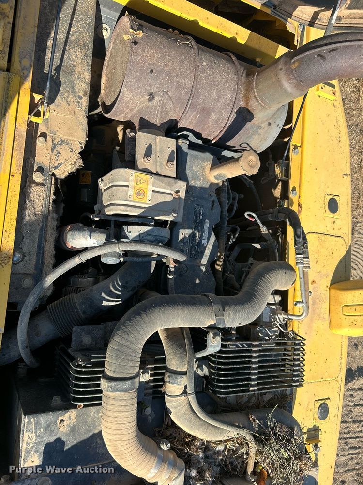 image for item EG2180 2010 Komatsu  PC160LC-8 excavator