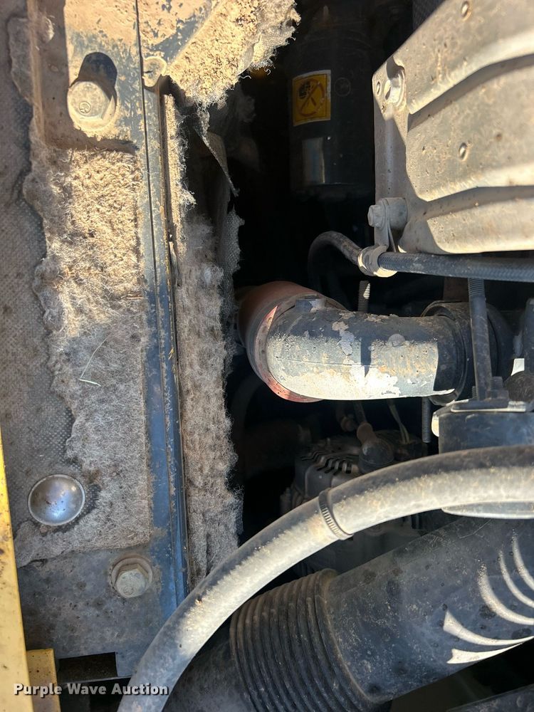 image for item EG2180 2010 Komatsu  PC160LC-8 excavator