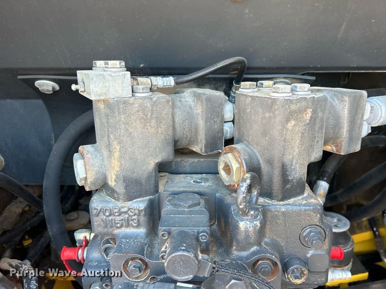 image for item EG2180 2010 Komatsu  PC160LC-8 excavator