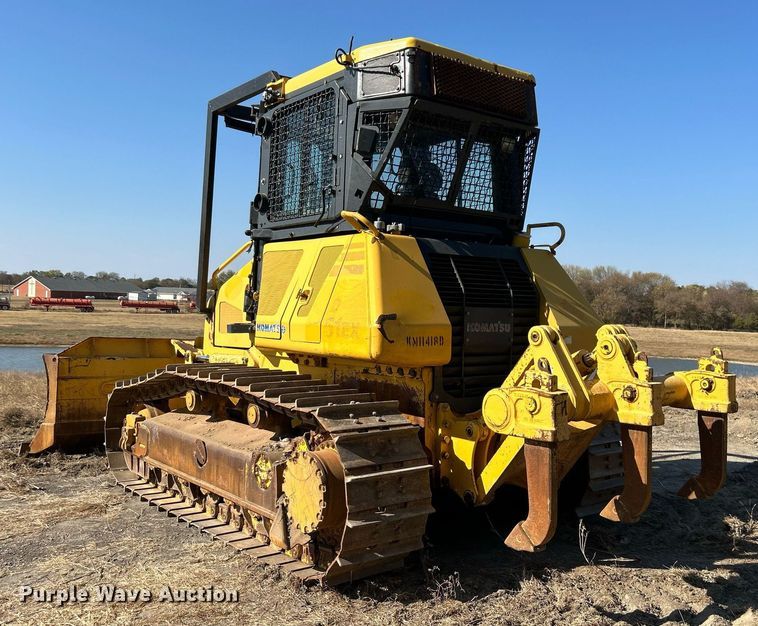 image for item EG2182 2011 Komatsu  D51EX- 22 dozer