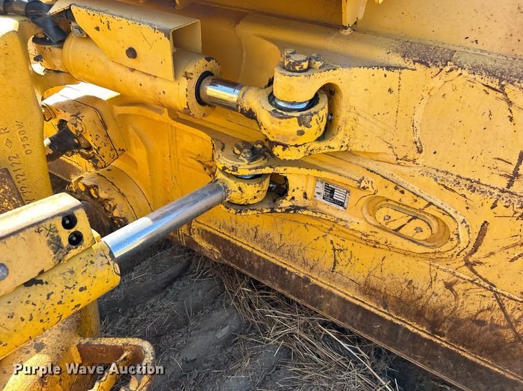 image for item EG2182 2011 Komatsu  D51EX- 22 dozer