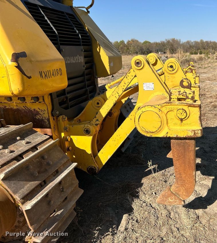 image for item EG2182 2011 Komatsu  D51EX- 22 dozer