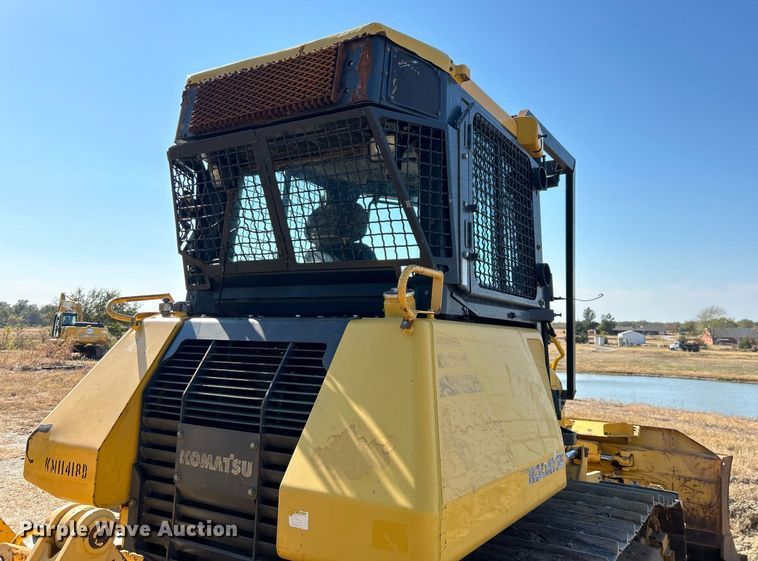 image for item EG2182 2011 Komatsu  D51EX- 22 dozer