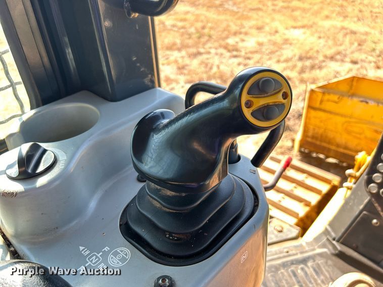 image for item EG2182 2011 Komatsu  D51EX- 22 dozer